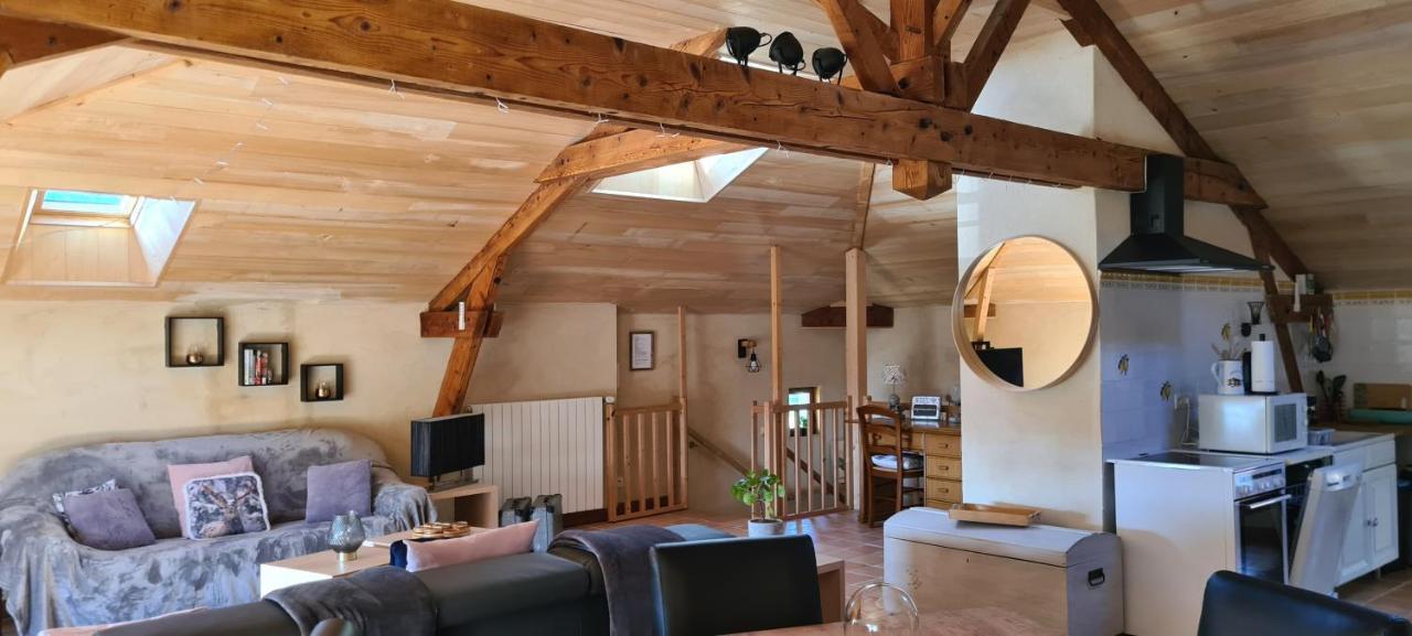 Le Coq En Repos Bed & Breakfast Saint-Sylvestre-sur-Lot Eksteriør bilde
