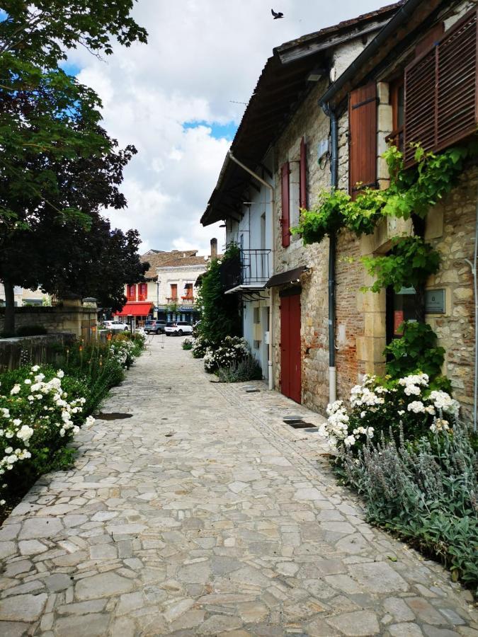 Le Coq En Repos Bed & Breakfast Saint-Sylvestre-sur-Lot Eksteriør bilde