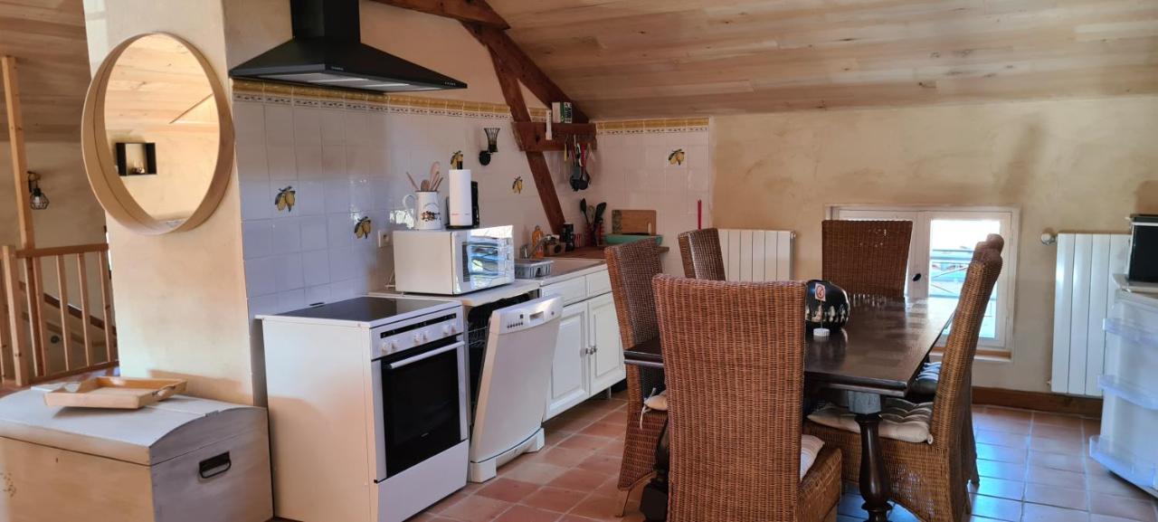 Le Coq En Repos Bed & Breakfast Saint-Sylvestre-sur-Lot Eksteriør bilde