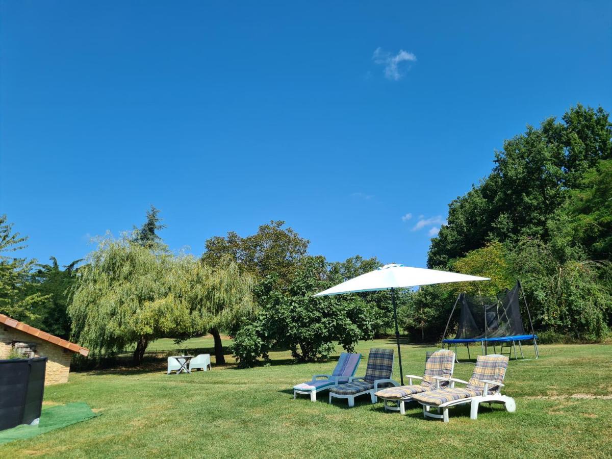 Le Coq En Repos Bed & Breakfast Saint-Sylvestre-sur-Lot Eksteriør bilde